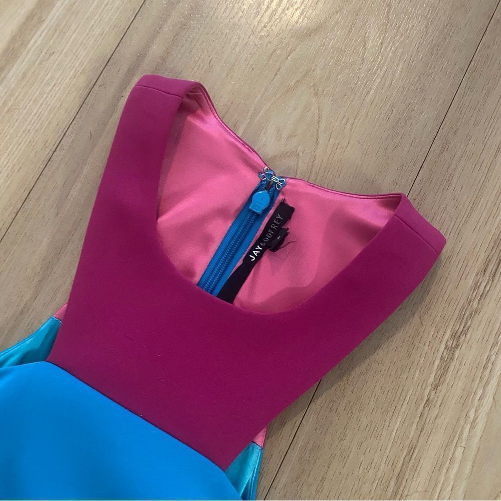 NEW JAYGODFREY Color Block Racerback Mini Dress - Picture 2 of 3